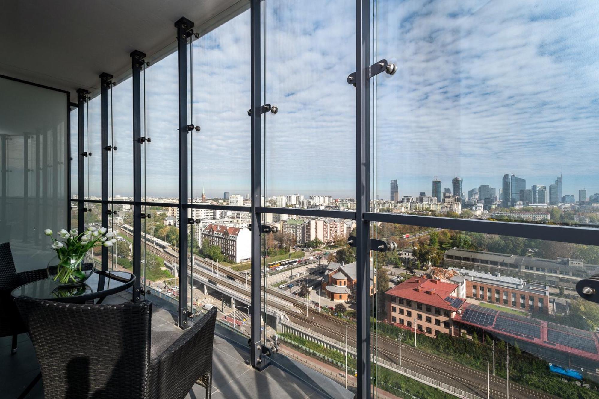 Kasprzaka 29 Wola Tower Free Garage By Perfect Apart Warsaw Exterior photo